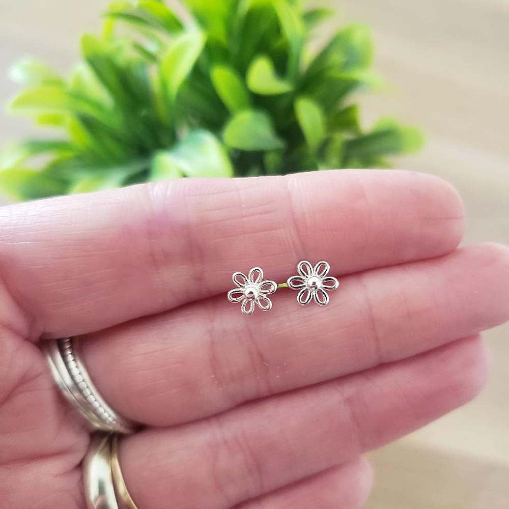 Flower Stud Earrings | Sterling Silver 925 | Elegant Jewellery Gift